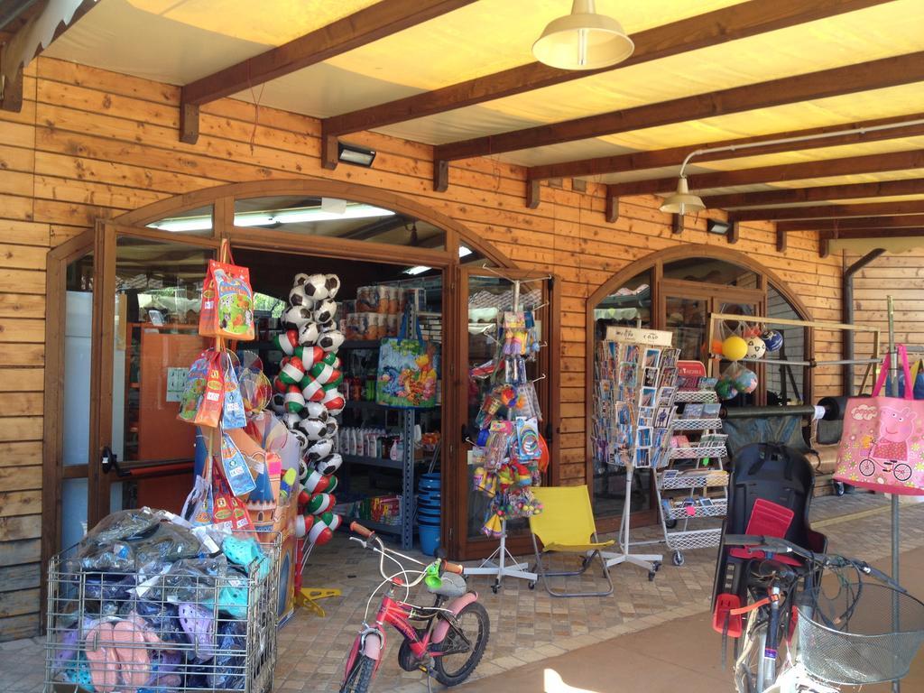 Camping Paradiso Viareggio Bagian luar foto